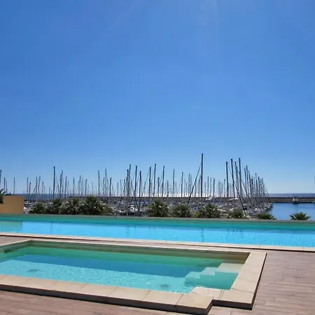 Fronte Mare Con Terrazza Panoramica, Piscina E Garage - Marina Degli Aregai *