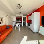 شقة Fronte Mare Con Terrazza Panoramica, Piscina E Garage - Marina Degli Aregai سانتو ستيفانو أل ماري