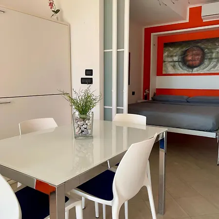 Fronte Mare Con Terrazza Panoramica, Piscina E Garage - Marina Degli Aregai 산토스테파노알마레